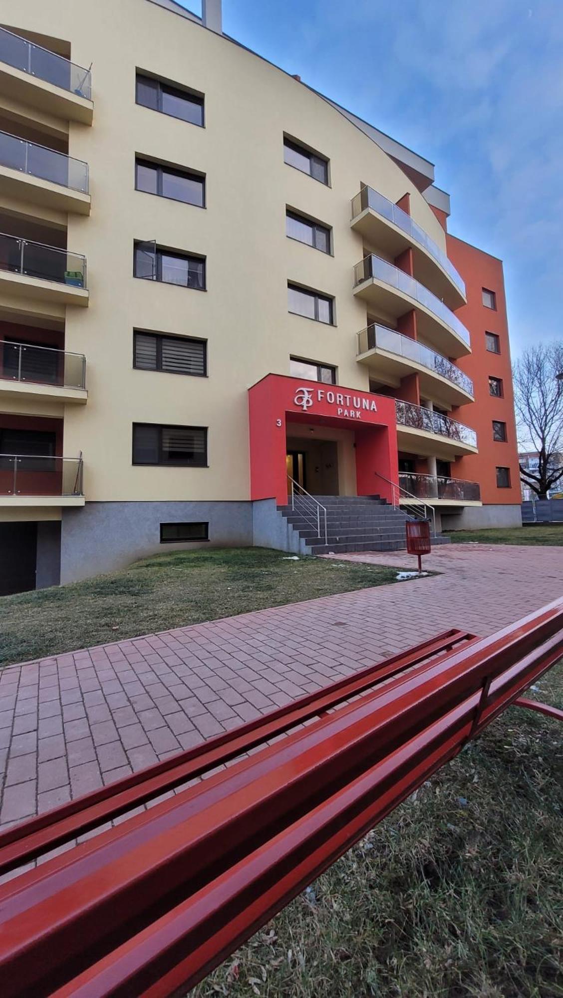Fortuna Park Apartman Sfântu-Gheorghe Exterior foto